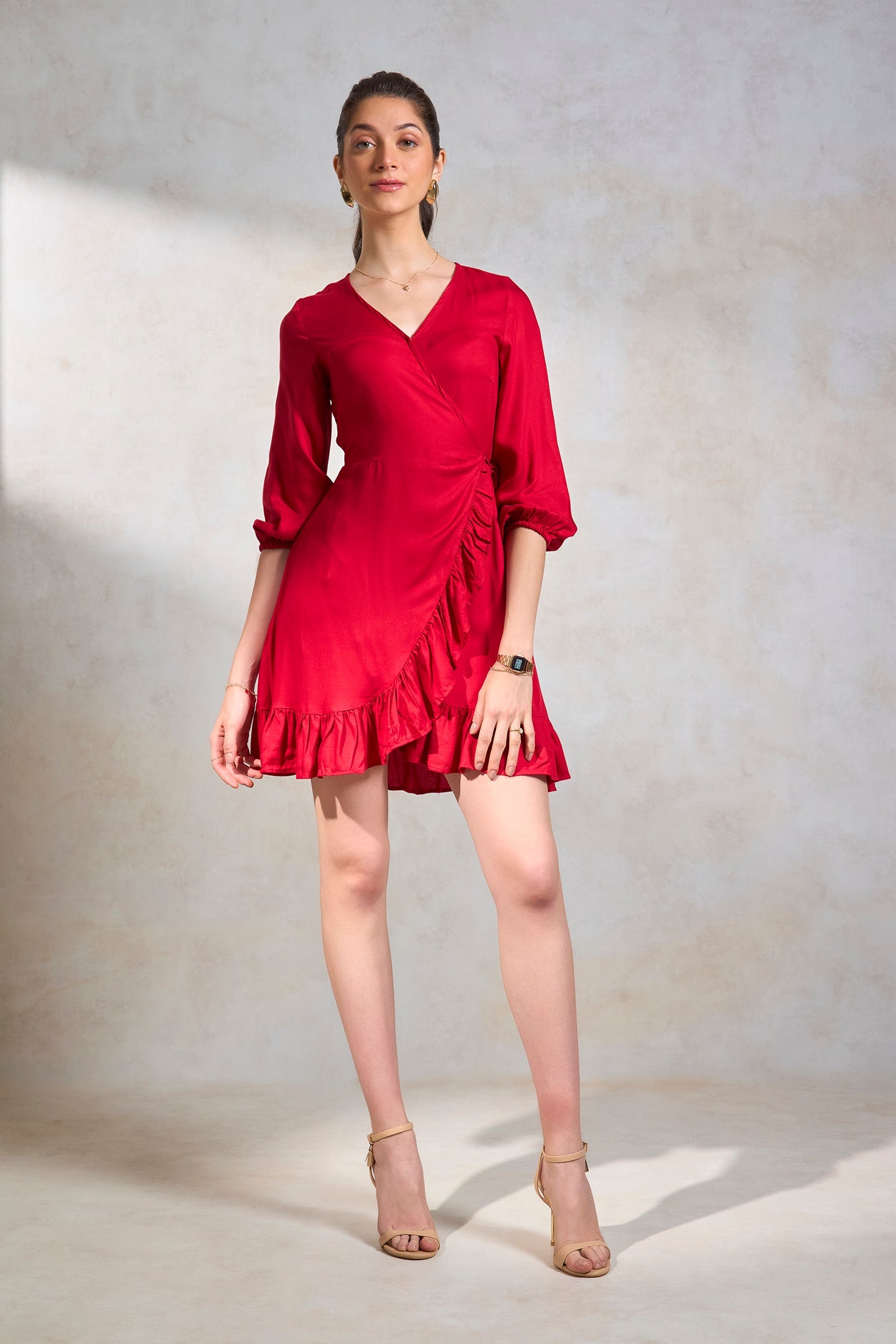 Anah|Flowy viscose solid blouson sleeve dress