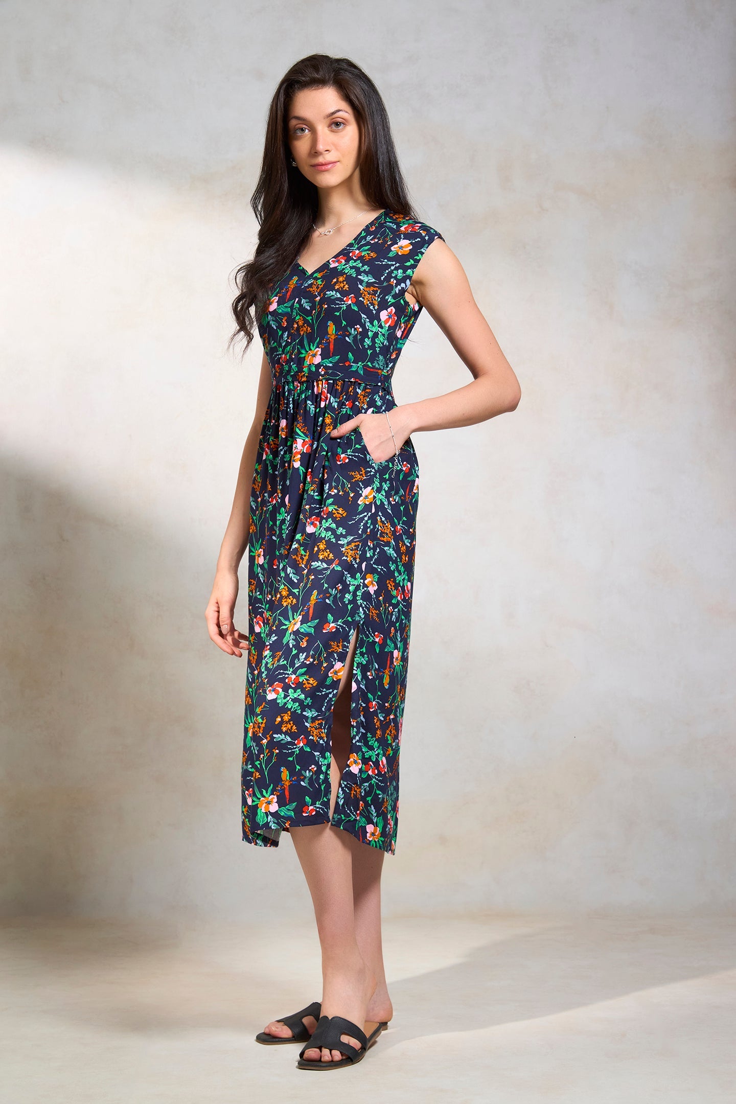 Hriya|Flowy Printed Viscose Dress with Pockets